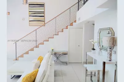 200 Biscayne Boulevard #906, Miami, FL 33131 - Photo 22