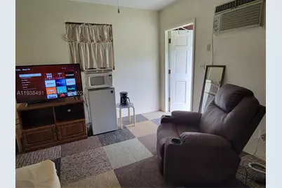 1846 Wiley, Hollywood, FL 33020 - Photo 14