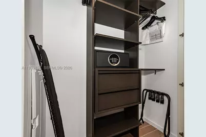 398 NE 5th #4512, Miami, FL 33132 - Photo 14