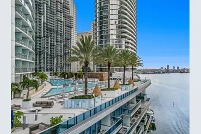 200 Biscayne Boulevard #4202, Miami, FL 33131 - Photo 1