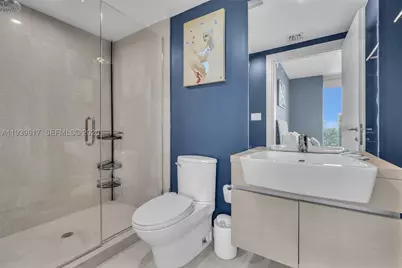 200 Biscayne Boulevard #4202, Miami, FL 33131 - Photo 20