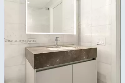 500 Alton #2207, Miami Beach, FL 33139 - Photo 6