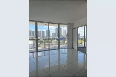 1750 N Bayshore #1714, Miami, FL 33132 - Photo 1