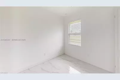 2045 Carver, Fort Myers, FL 33916 - Photo 14