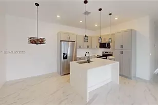 2045 Carver, Fort Myers, FL 33916 - Photo 6