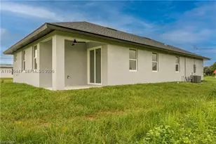 2045 Carver, Fort Myers, FL 33916 - Photo 22