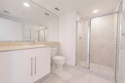 335 S Biscayne #1108, Miami, FL 33131 - Photo 10
