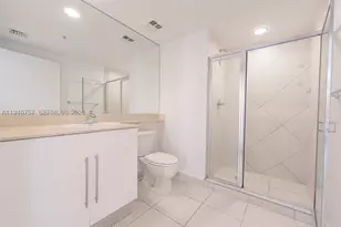 335 S Biscayne, Miami, FL 33131 - Photo 10