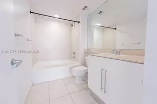 335 S Biscayne, Miami, FL 33131 - Photo 12