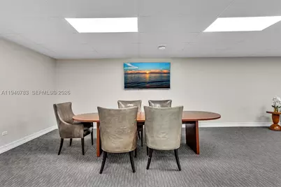 5005 Collins #824, Miami Beach, FL 33140 - Photo 38