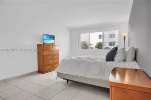 5005 Collins, Miami Beach, FL 33140 - Photo 10