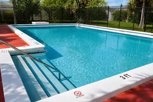 885 NE 213th, Miami, FL 33179 - Photo 6