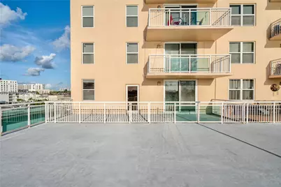 437 Golden Isles #4D, Hallandale Beach, FL 33009 - Photo 24