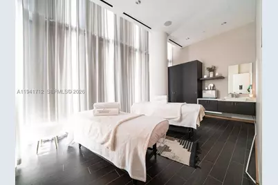 851 NE 1st #3606, Miami, FL 33132 - Photo 40