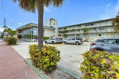 6484 Indian Creek #220, Miami Beach, FL 33141 - Photo 2