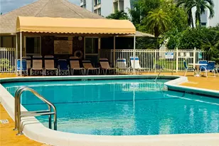 420 NE 12th, Hallandale Beach, FL 33009 - Photo 2