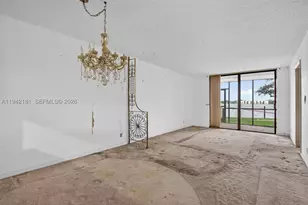 114 Lake Emerald, Oakland Park, FL 33309 - Photo 14