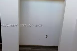 19216 NE 25th, Miami, FL 33180 - Photo 6