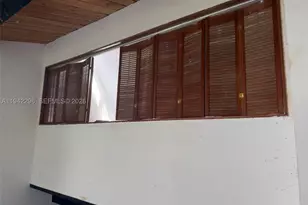 19216 NE 25th, Miami, FL 33180 - Photo 2