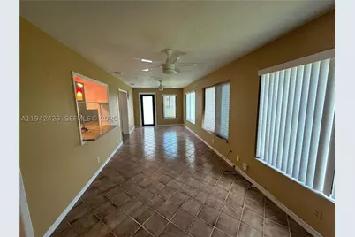 4701 NW 44th, Tamarac, FL 33319 - Photo 18