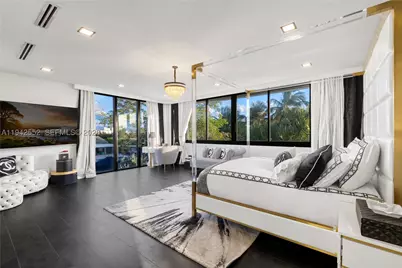 8005 Noremac, Miami Beach, FL 33141 - Photo 10