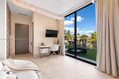 8005 Noremac, Miami Beach, FL 33141 - Photo 14