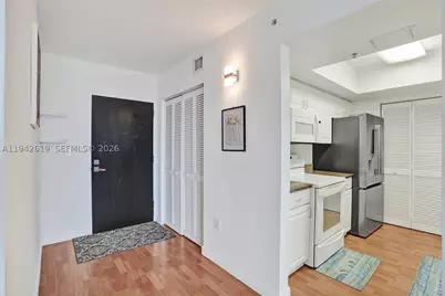 90 Alton #807, Miami Beach, FL 33139 - Photo 26
