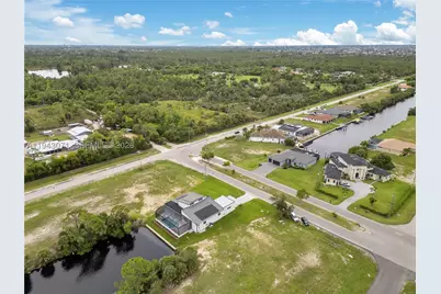 4009 W Jacaranda, Cape Coral, FL 33993 - Photo 50