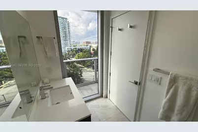 488 NE 18th #700, Miami, FL 33132 - Photo 2
