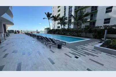 488 NE 18th #700, Miami, FL 33132 - Photo 38