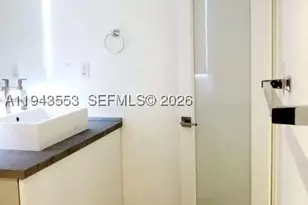 100 Lincoln, Miami Beach, FL 33139 - Photo 6