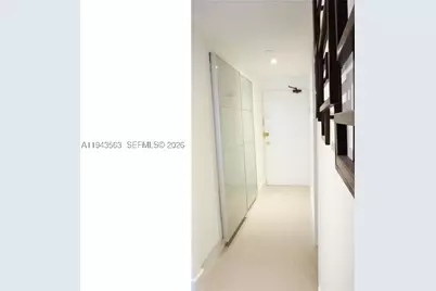 100 Lincoln #420, Miami Beach, FL 33139 - Photo 2