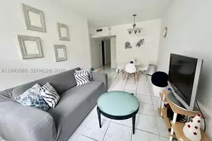 100 Lincoln, Miami Beach, FL 33139 - Photo 1