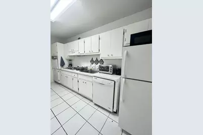 100 Lincoln #524, Miami Beach, FL 33139 - Photo 4