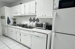 100 Lincoln, Miami Beach, FL 33139 - Photo 4