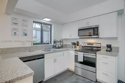 1700 SW 20th, Fort Lauderdale, FL 33315 - Photo 20