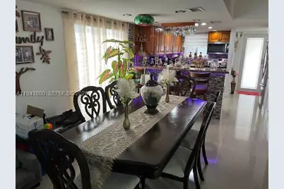4211 W 10th, Hialeah, FL 33012 - Photo 10