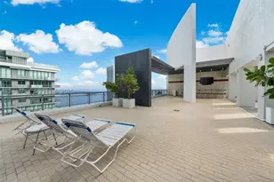 60 SW 13th, Miami, FL 33130 - Photo 32