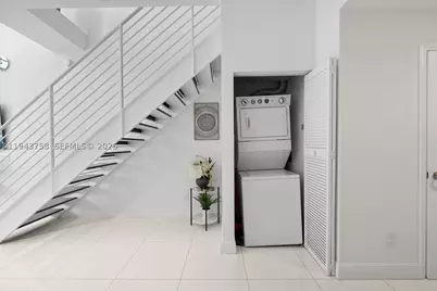 60 SW 13th #2812, Miami, FL 33130 - Photo 14