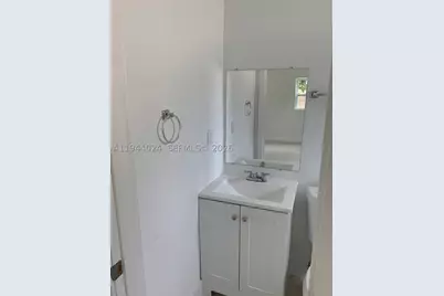 6740 Park #1, Hollywood, FL 33024 - Photo 12