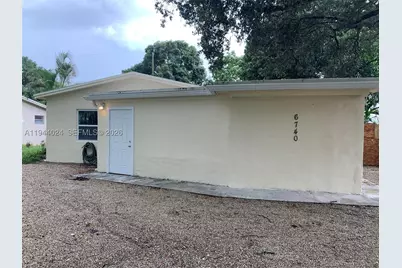 6740 Park #1, Hollywood, FL 33024 - Photo 2