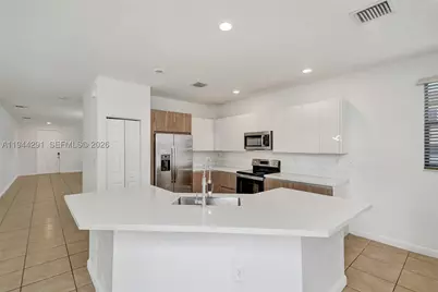 3504 W 94th, Hialeah, FL 33018 - Photo 16