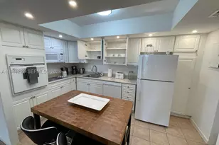 19370 Collins, Sunny Isles Beach, FL 33160 - Photo 4