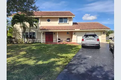 14531 Hickory, Davie, FL 33325 - Photo 1