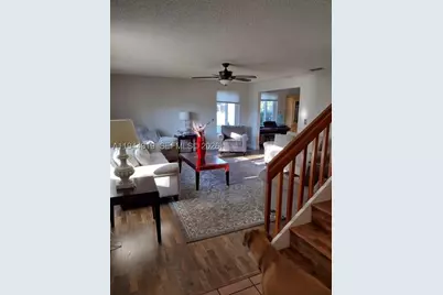 14531 Hickory, Davie, FL 33325 - Photo 6