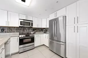 555 NE 15th, Miami, FL 33132 - Photo 8