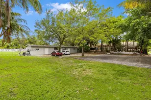 7761 SW 122nd, Miami, FL 33183 - Photo 10