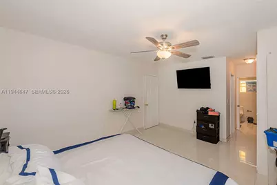 8950 Harding, Surfside, FL 33154 - Photo 22