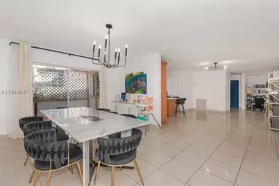 8950 Harding, Surfside, FL 33154 - Photo 12