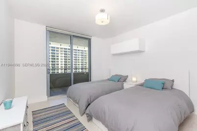 5555 Collins #9U, Miami Beach, FL 33140 - Photo 16